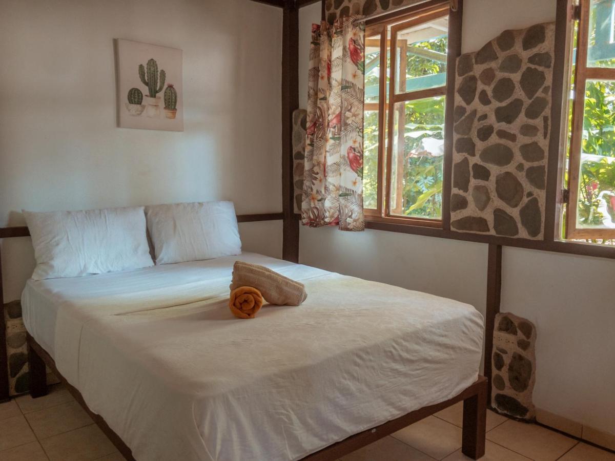 Uvita River Guesthouse Buitenkant foto