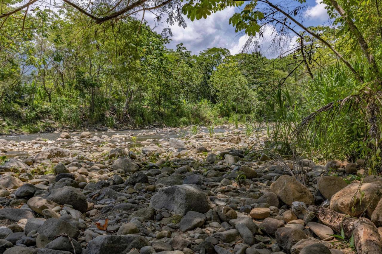 Uvita River Guesthouse Buitenkant foto