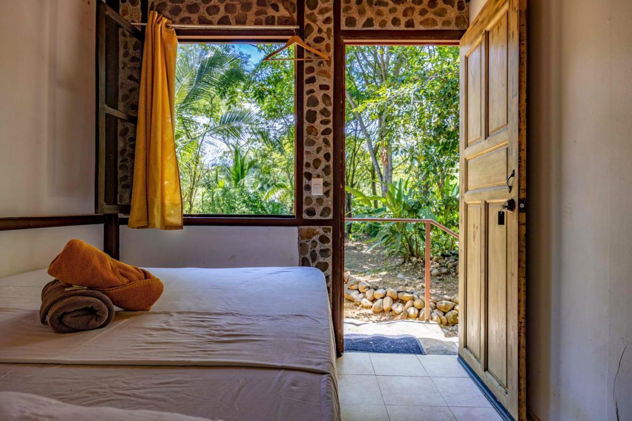 Uvita River Guesthouse Buitenkant foto
